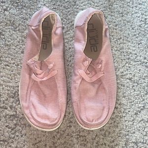 Women’s Pink Size 9 Hey Dudes
